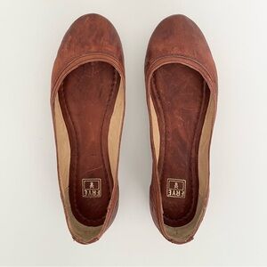 Frye Women's Carson Ballet Flats 7.5 Brown Cognac Premium Tumbled Leather Boho